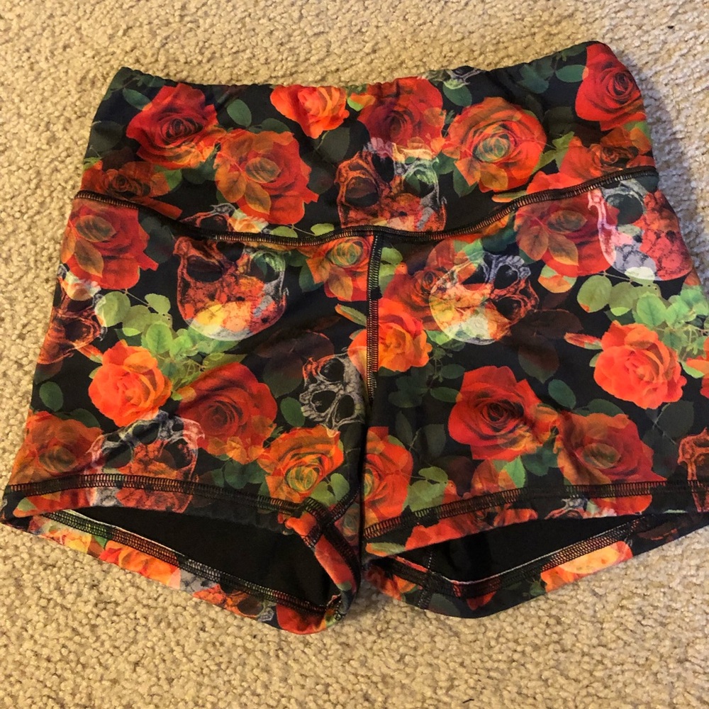 VGUC Fleo Power High Rise Shorts sz M